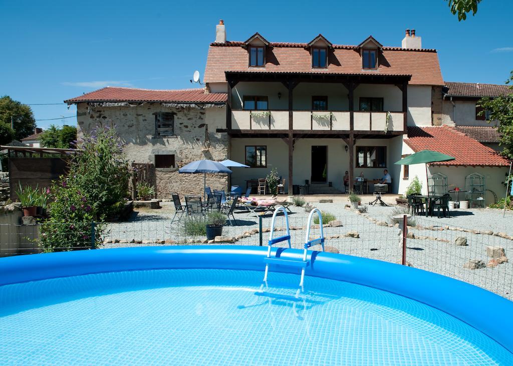 L'Ancien Presbytere Chambres D'Hote Ou Gite Le Dorat Exteriér fotografie